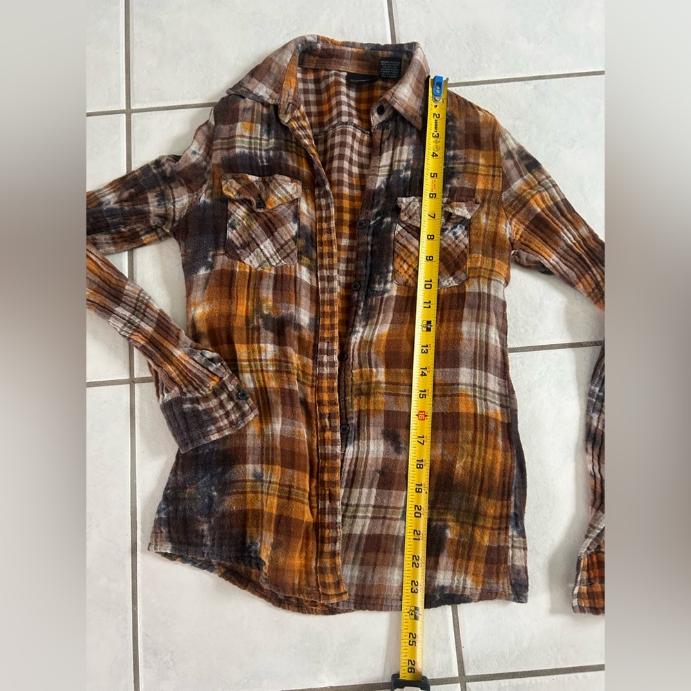 Daytrip Checkered Shirt in Brown and Yellow - Picture 7 of 7
